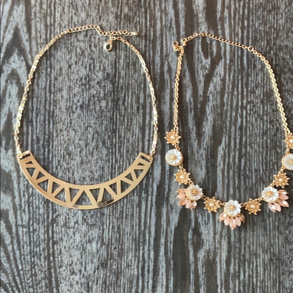 8 Neckless Set - Picture 8 of 8